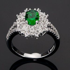 Beautiful Platinum Plated Oval Emerald